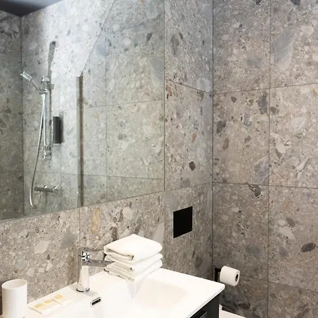 Centrum Hostal Niza